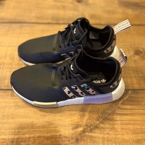Women’s adidas NMD_r1 Running Shoe Black/St Pale Nude/Purple Tint SZ 7